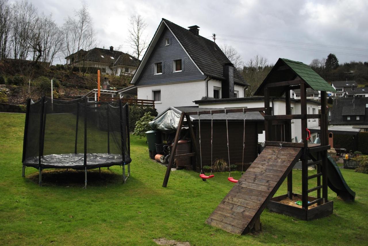 Haus Waldesruh Villa Ленещат Екстериор снимка